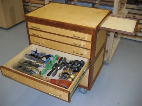 Tool Chest On Wheels Finewoodworking