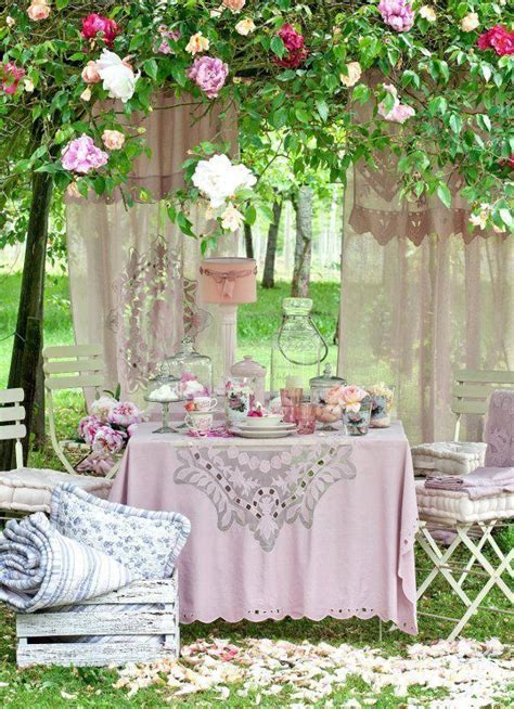 Get Ready For Summer 8 Shabby Chic Picnic Ideas Tea Party Garden Garden Parties Tea Parties