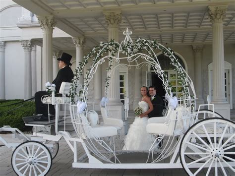 Dream Horse Carriage Company Cinderella Carriage At Palace At