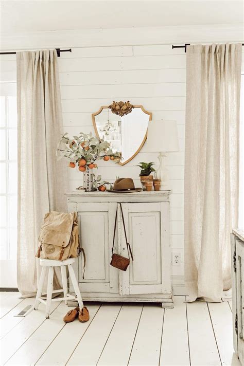 Simple And Clean Cottage Style Entryway Liz Marie Blog Farmhouse Living