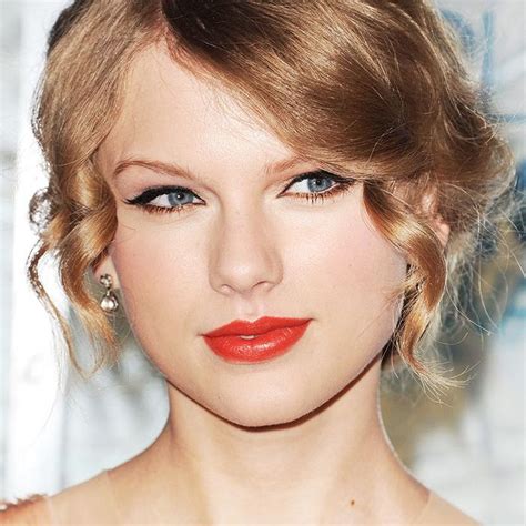 5 Taylor Swift Approved Red Lipsticks