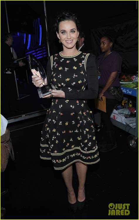 Katy Perry Peoples Choice Awards 2013 Winner Photo 2787935 Katy Perry Photos Just Jared