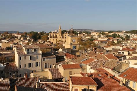 Dans quel quartier loger à Salon de Provence