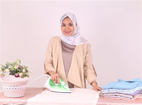 Cara Menyetrika Baju Efektif Dan Mudah Laundry Indonesia