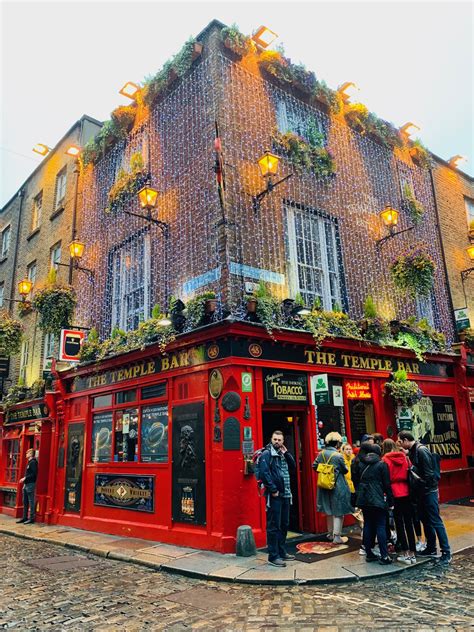 7 Pubs To Visit In Temple Bar Dublin Oz To Anywhere