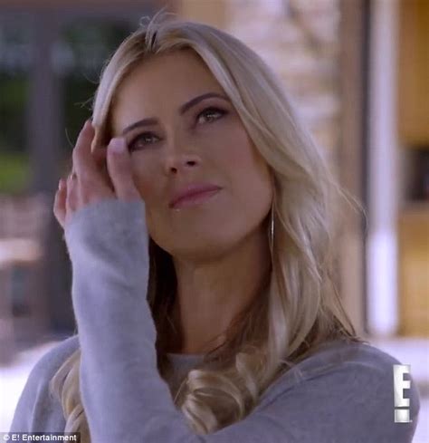 Christina El Moussa Brought To Tears On Hollywood Medium Daily Mail