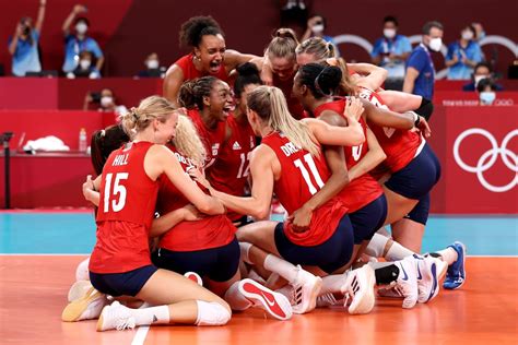 The Us Women S Volleyball Team Wins Their First Olympic Gold Popsugar