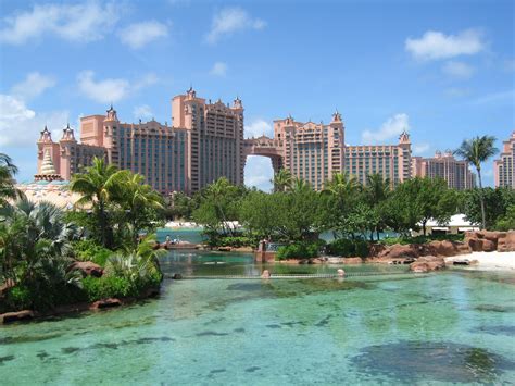 Tourism Atlantis Paradise Island