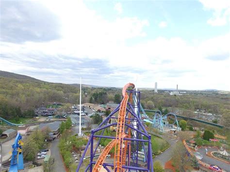 11 Fun Facts About Lake Compounce In Connecticut
