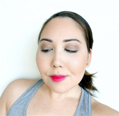 Minimalist Makeup How To Create 3 Gorgeous Makeup Looks With Only 8