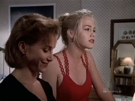 who s your favorito friend for kelly valerie malone and kelly taylor