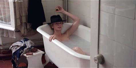 Nude Video Celebs Georgia Scalliet Nude Elsa Lepoivre Nude Florence