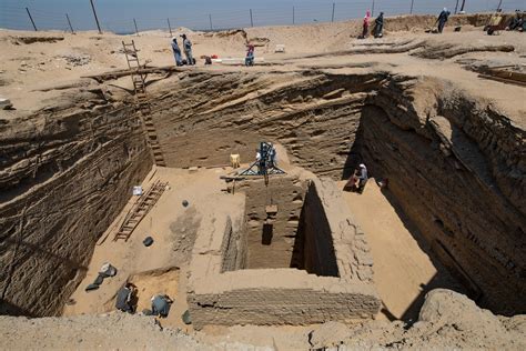 Rare Egyptian Tomb Discovered In Abusir