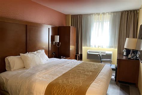 Ramada By Wyndham New York Times Square West New York Ny Hotels