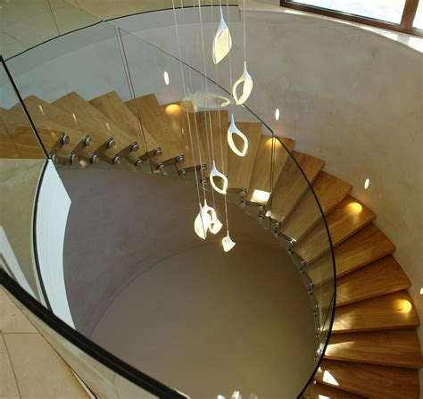 China Villa Wood Curved Stairs / Floating Curved Stairs with Glass Railing - China Curved ...