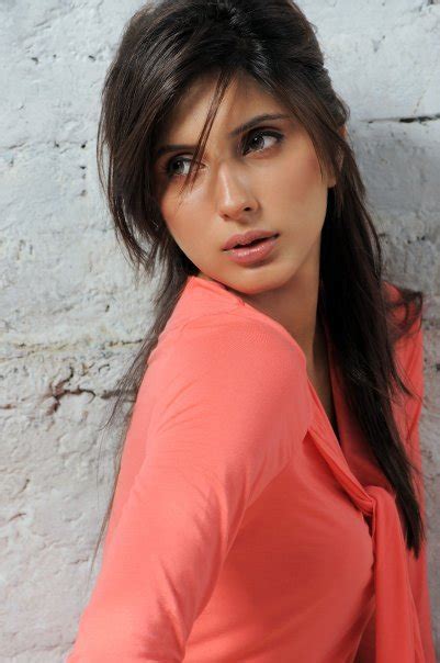 Uzma Khan Pakistani Model Photo Shoot