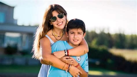 Mamá de un pequeño gigante, el que hace que mis dias sean los mejores y al q no cambiaria por nada ni nadie!! Gianinna Maradona comparte un hermoso mensaje a su hijo ...
