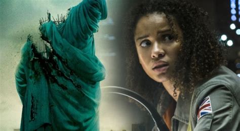 Syncing Cloverfield And The Cloverfield Paradox Reveals An Amazing