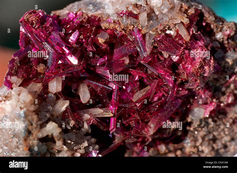 Monoclinic Crystals Hi Res Stock Photography And Images Alamy
