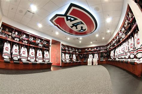 The Top 10 Coolest Hockey Locker Rooms Jlg Architects