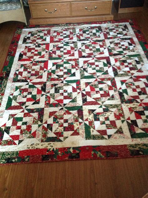 Christmas Scrappy Quilt Pattern Called Honeyberries Jellyroll Quilts