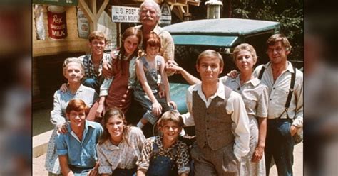 The Waltons Tv Show The Real Story Behind This Beloved Tv Classic