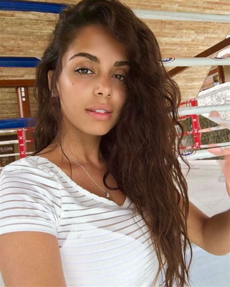 Hot Instagram Babes Who Will Make You Feel The Heat Pics