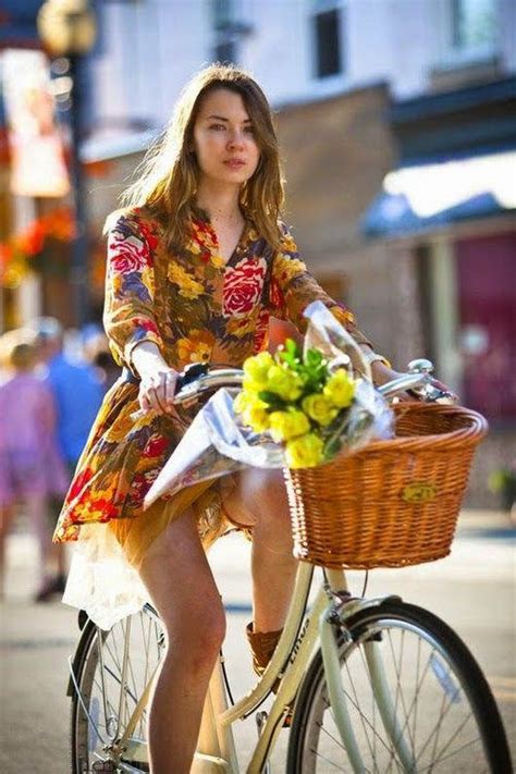 Yo Amo Las Bicicletas Bicycle Girl Beautiful Bike Bicycle Women