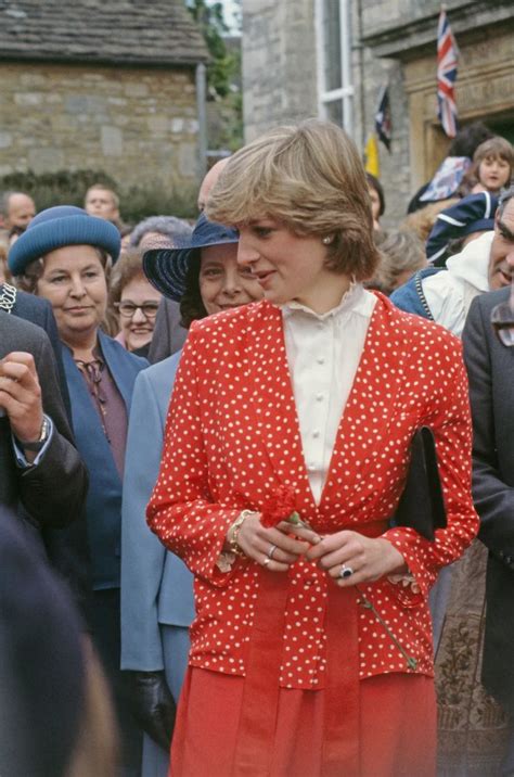 16 Joyful Times Diana Princess Of Wales Made A Splash In Polka Dots