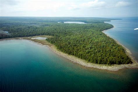 Great Lakes Commission Wants Water Levels In Huron Michigan Raised