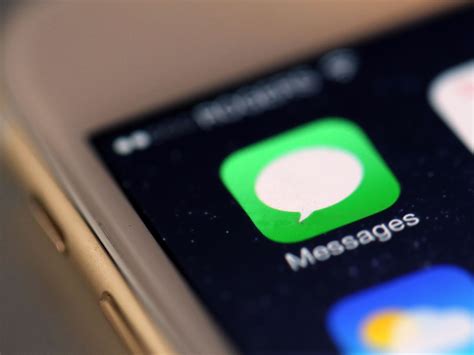 Secret Imessage Shortcuts Ten Gestures To Speed Up Your Iphone Chat