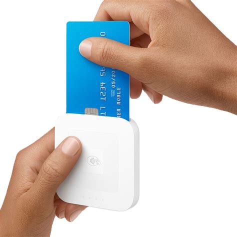 Now you've seen a summary of the best card read readers let's look at them in a bit more detail starting with the minimalist square that continues to be a firm favourite with small businesses. 5 Best Credit Card Readers for 2018