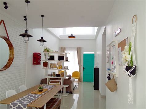 2 eksplorasi ide desain interior rumah tinggal minimalis 1. Inspirasi "Rumah Nugroho": Dekorasi Ajaib Khusus Lahan Sempit