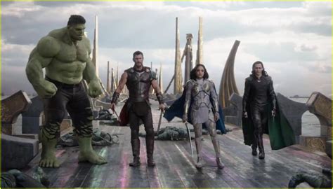Ragnarok is a 2017 american superhero film based on the marvel comics character thor, produced by marvel studios and distributed by walt disney studios motion pictures. 'Thor: Ragnarok' Comic-Con Trailer Is So Good - Watch Now ...