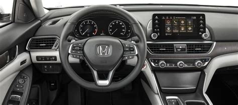 2018 Honda Accord Interior Features Commonwealth Honda