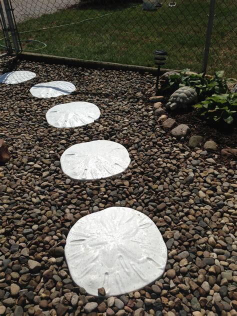 Sand Dollar Stepping Stones Remind Me Of The Beach Stepping Stone