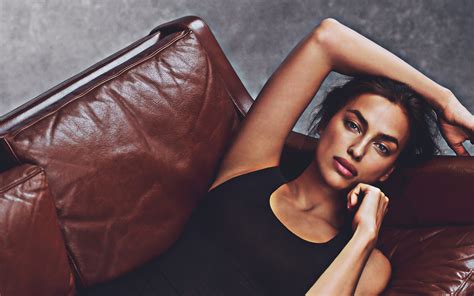 Download Wallpapers Irina Shayk 2019 Superstars Beauty Fashion