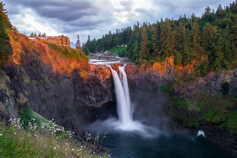 Readers Lens Snoqualmie Falls At Sunset The Seattle Times