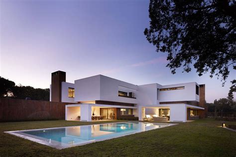 House In La Moraleja By Dahl Architects Ghg Architects Location La