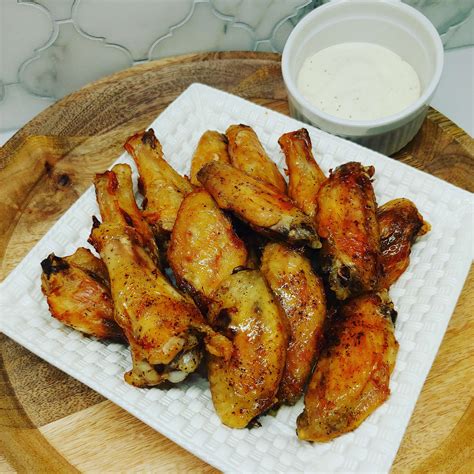 Spread the wings evenly on the prepared baking sheet. Try these amazing crispy, baked chicken wings. Super easy ...