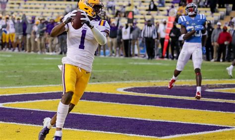 Lsu Finishes Disappointing 2020 With Historic Madcap Victory Over Ole Miss