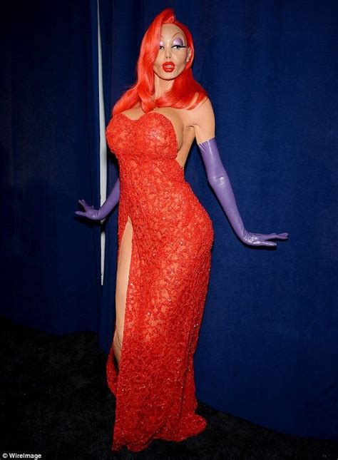 Model dresses as jessica rabbit for her 16th annual halloween party in new york citylike mitchell wiggs for new videos every day! Heidi Klum Won Halloween With An Epic Jessica Rabbit Costume