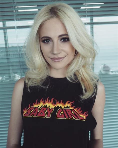 Pixie Lott Reveals Stunning Bright Pink Hair In Latest Style