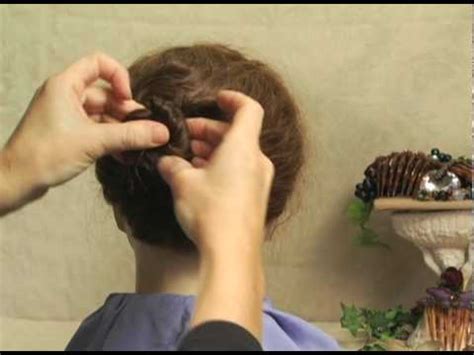 Using A Hair Pin To Hold A Simple Bun Youtube