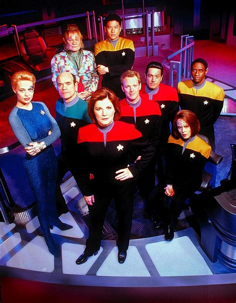 Star Trek Voyager Crew Star Trek Voyager Star Trek Crew