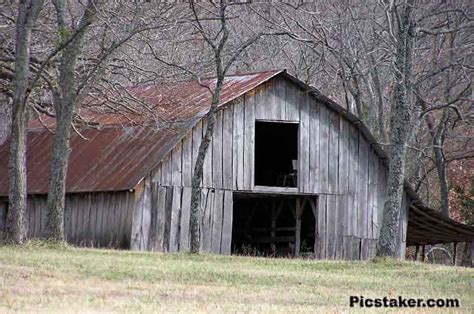 Pin By Cheryl Harry On Beautiful Barns Old Barns Old Abandoned