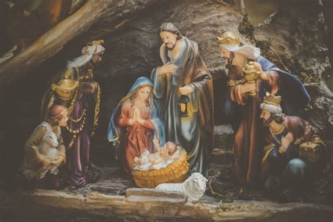 Free Downloadable Nativity Scene Images Christmas Manger Bethlehem Star