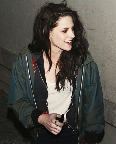 Pin By Sruthi Rahul On Twilight Kristen Stewart Actress Kristen