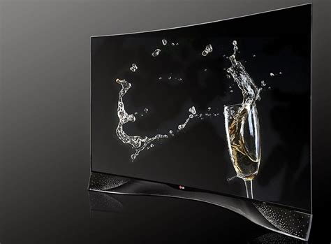 LG Presenta El Primer TV OLED Curvo Con Cristales De Swarovski