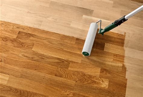 How To Wax Hardwood Floors Like A Pro The Housewire